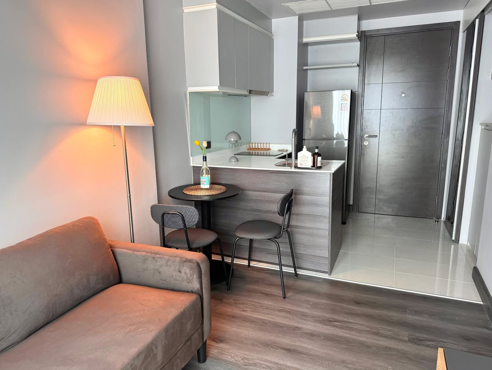 One Bedroom Condo For Rent