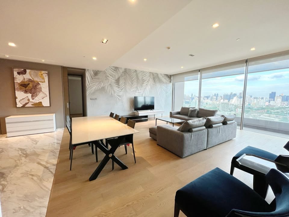 Three Bedroom Condo For Rent