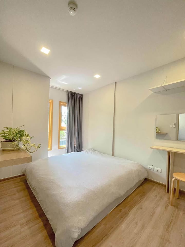 One Bedroom Condo For Rent