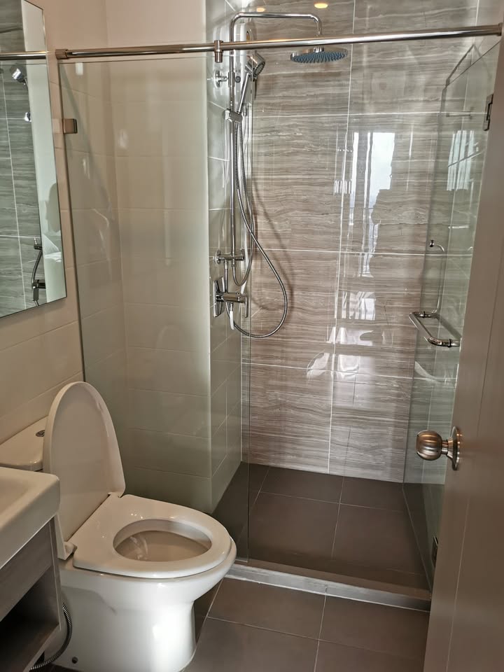 One Bedroom Condo For Rent