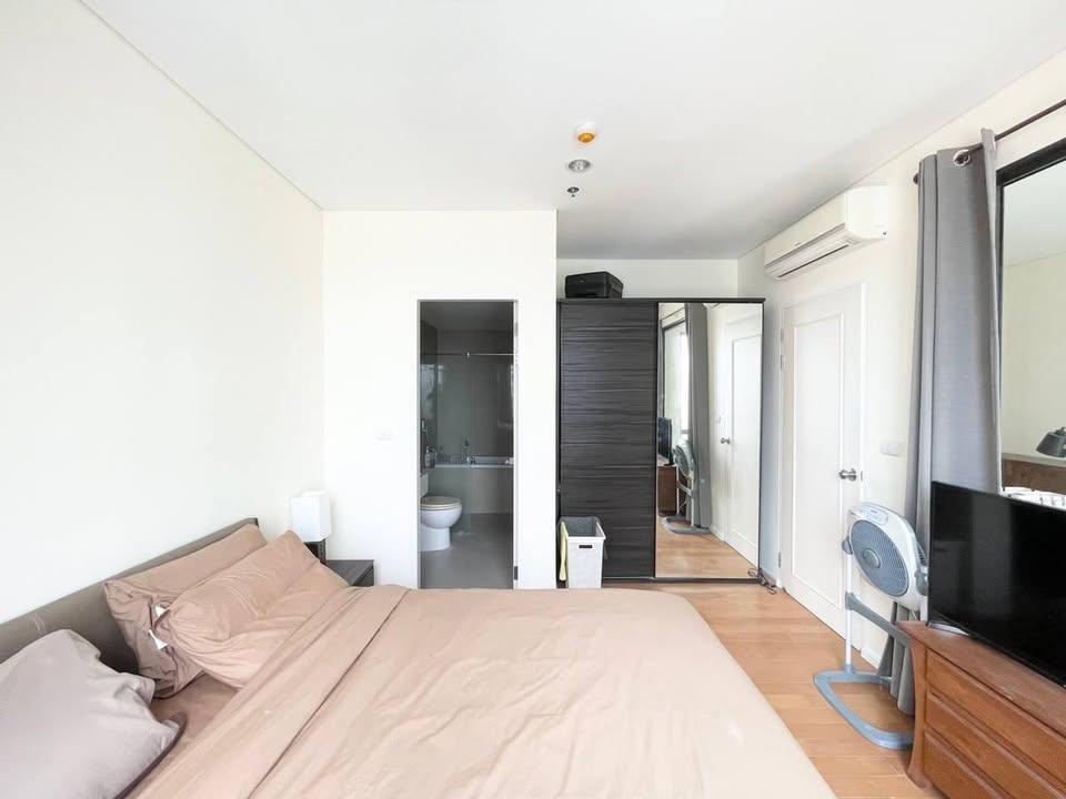 Two Bedroom Condo For Rent