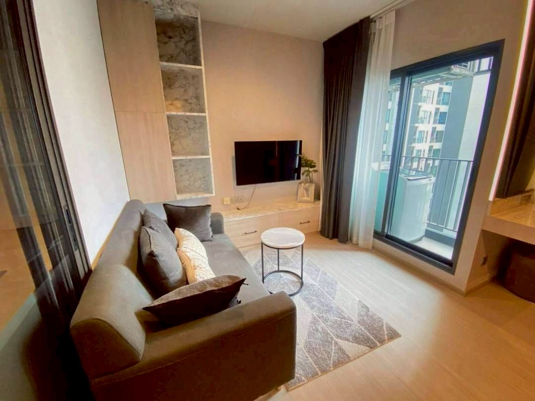 One Bedroom Condo For Rent