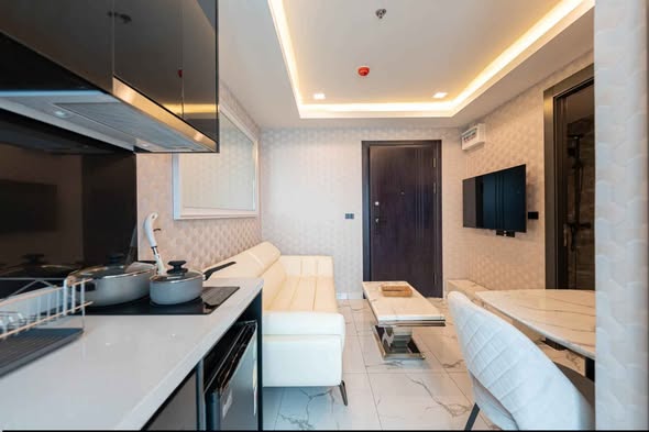 One Bedroom Condo For Rent