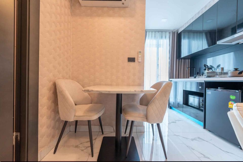 One Bedroom Condo For Rent