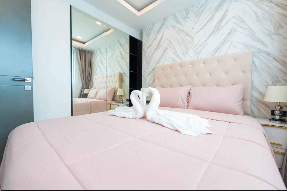 One Bedroom Condo For Rent