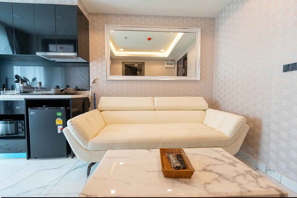 One Bedroom Condo For Rent