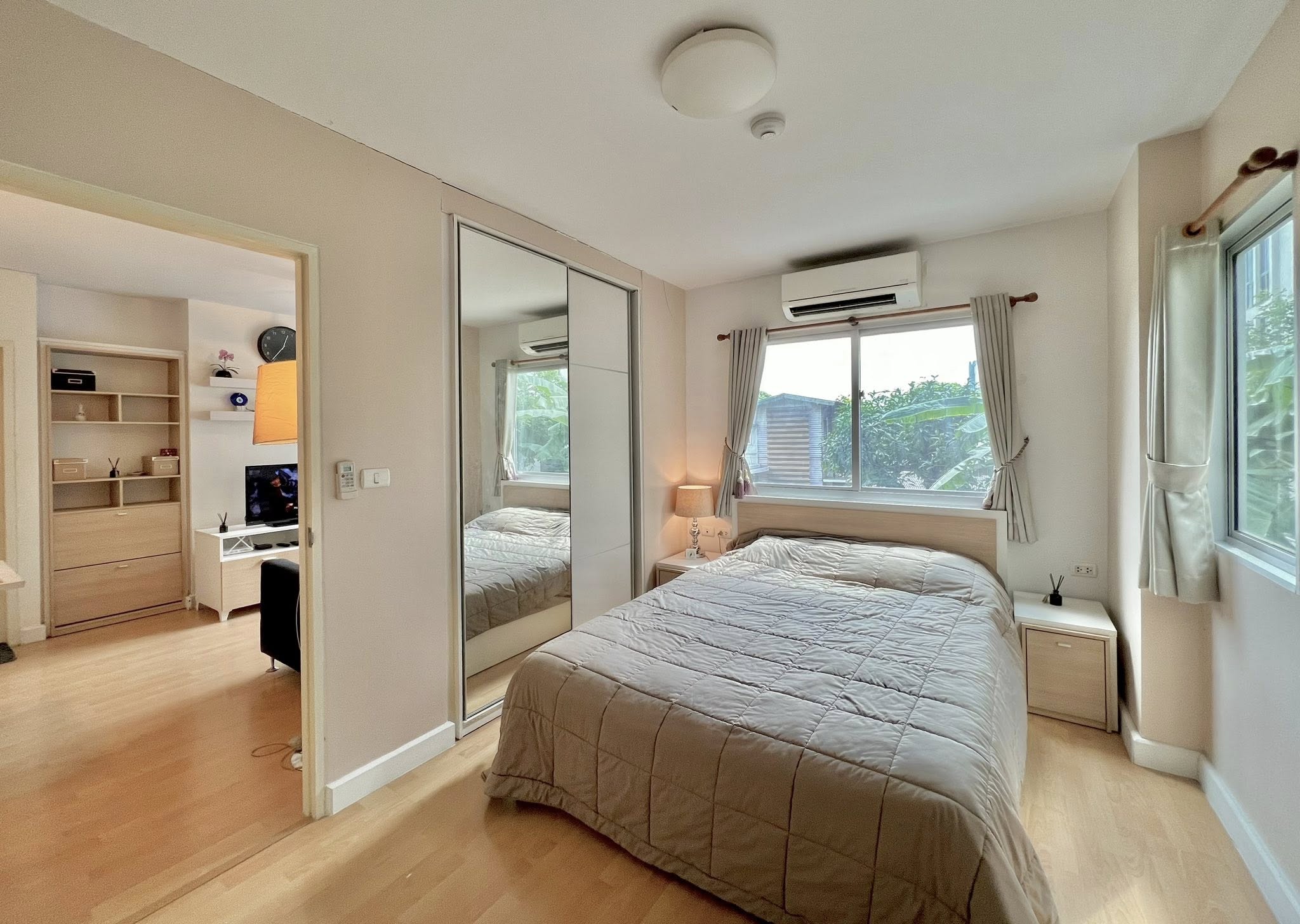 One Bedroom Condo For Rent