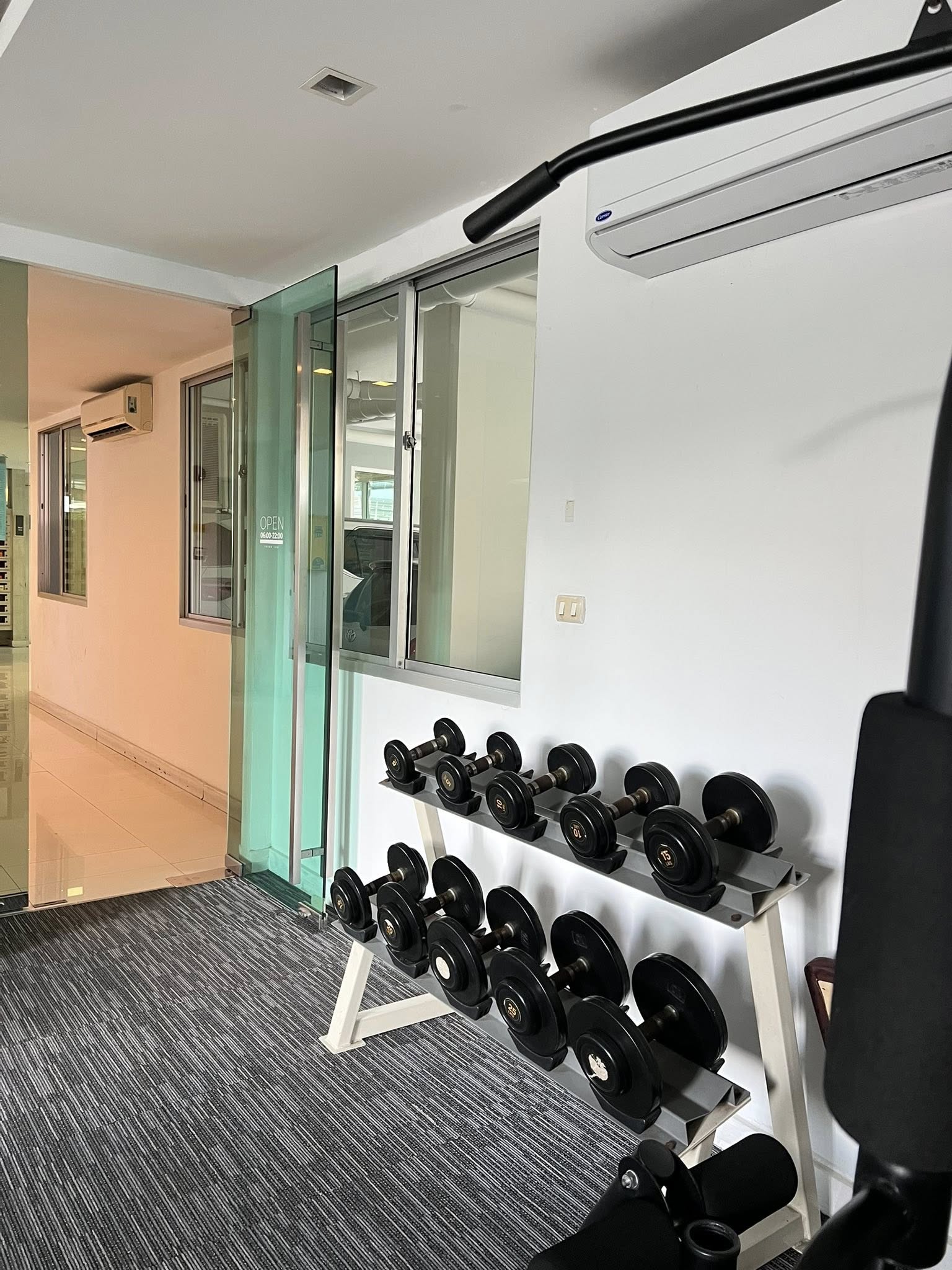 One Bedroom Condo For Rent