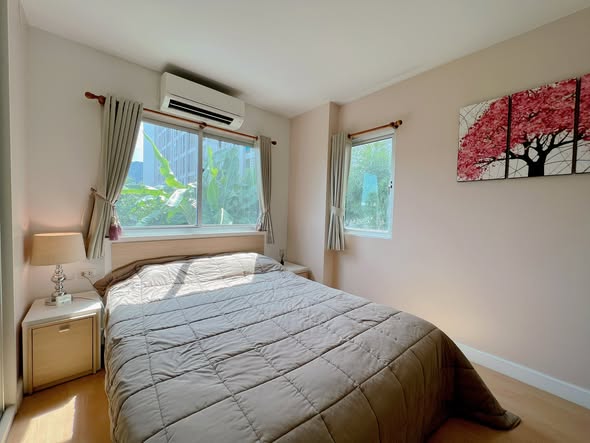 One Bedroom Condo For Rent