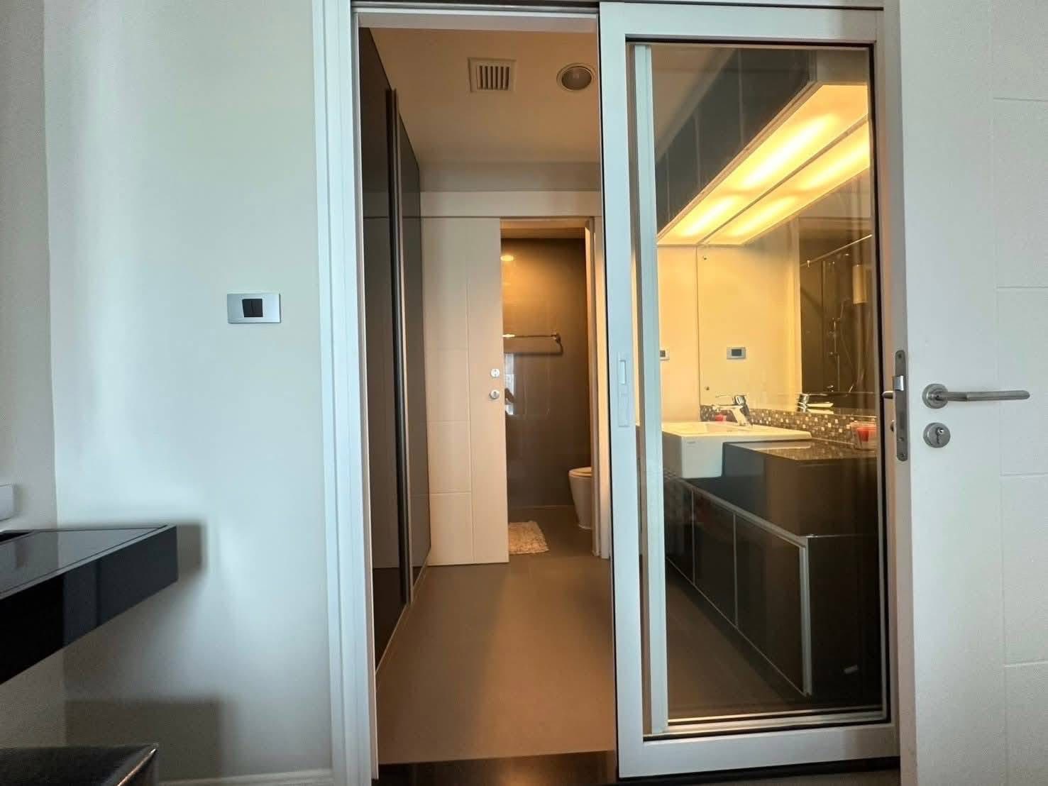 One Bedroom Condo For Rent