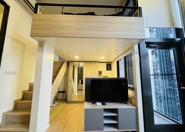 Duplex One Bedroom Condo For Rent