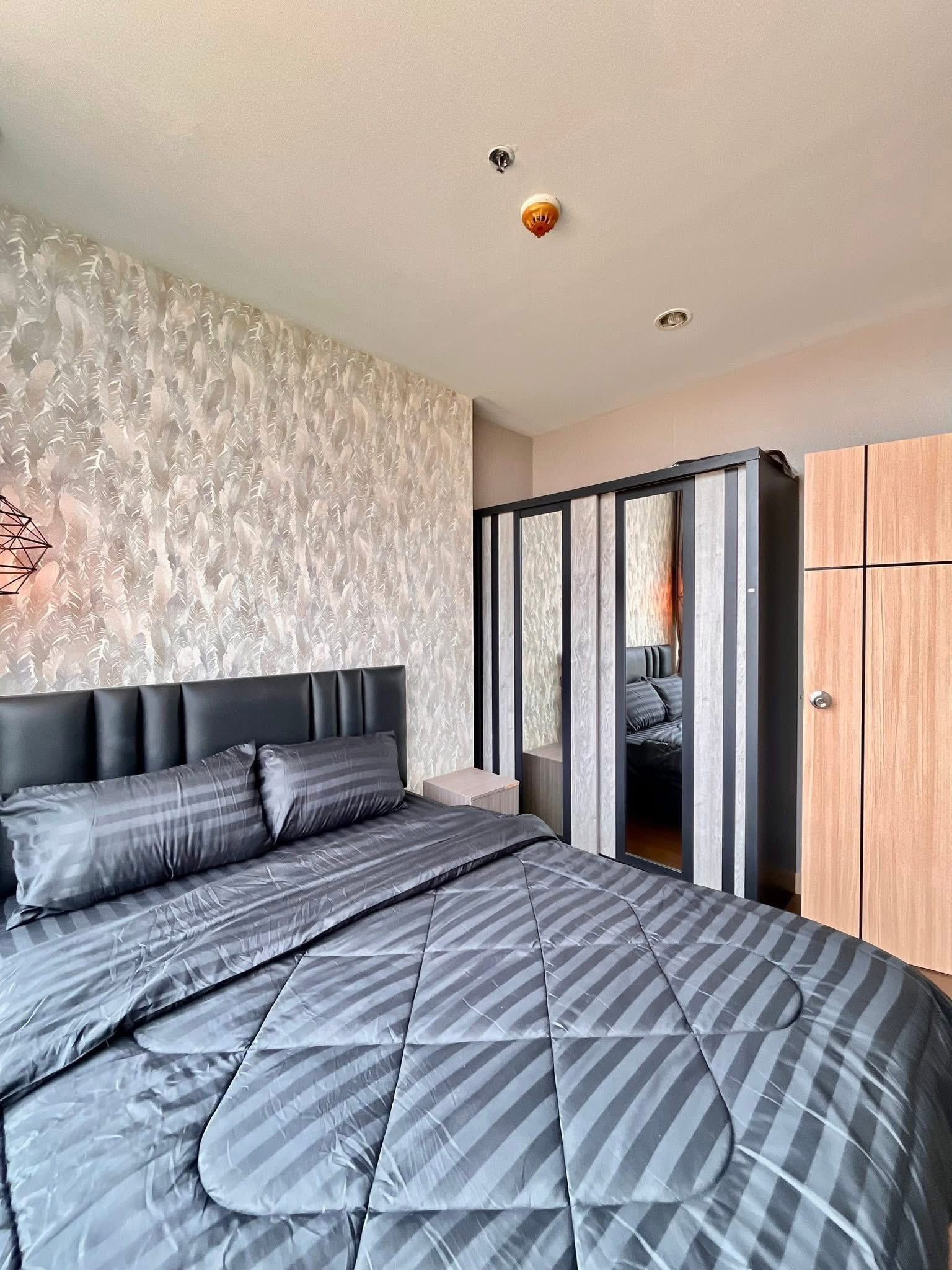 Two Bedroom Condo For Rent