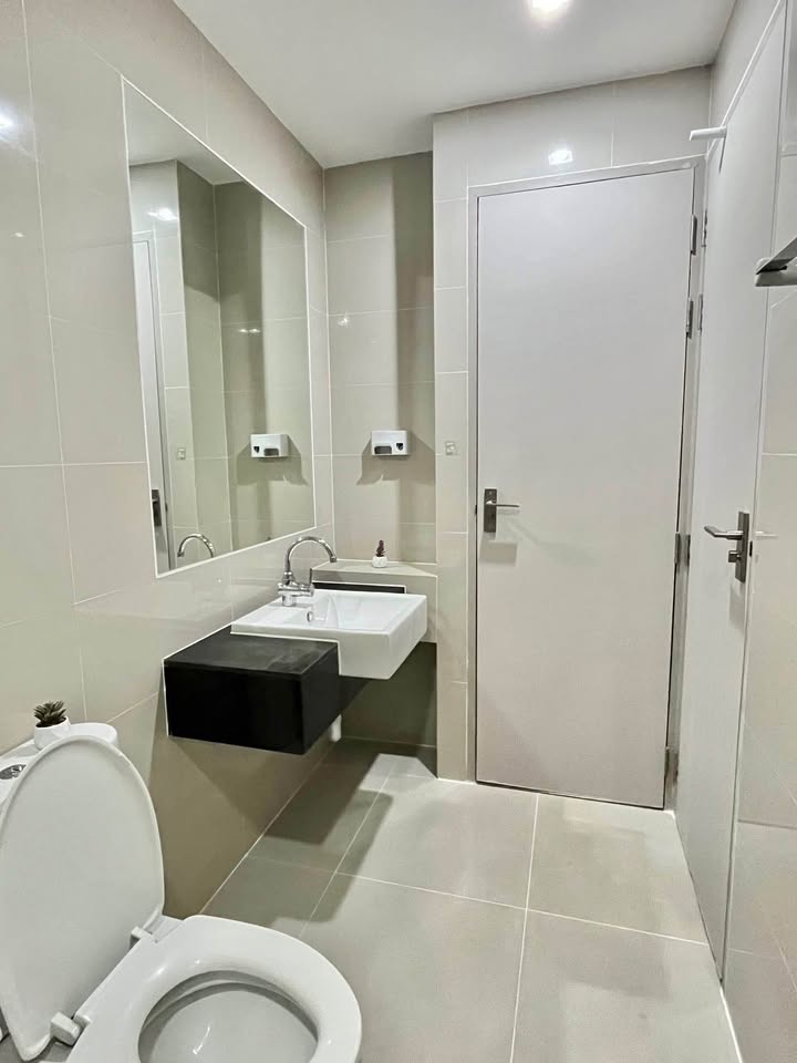 Two Bedroom Condo For Rent