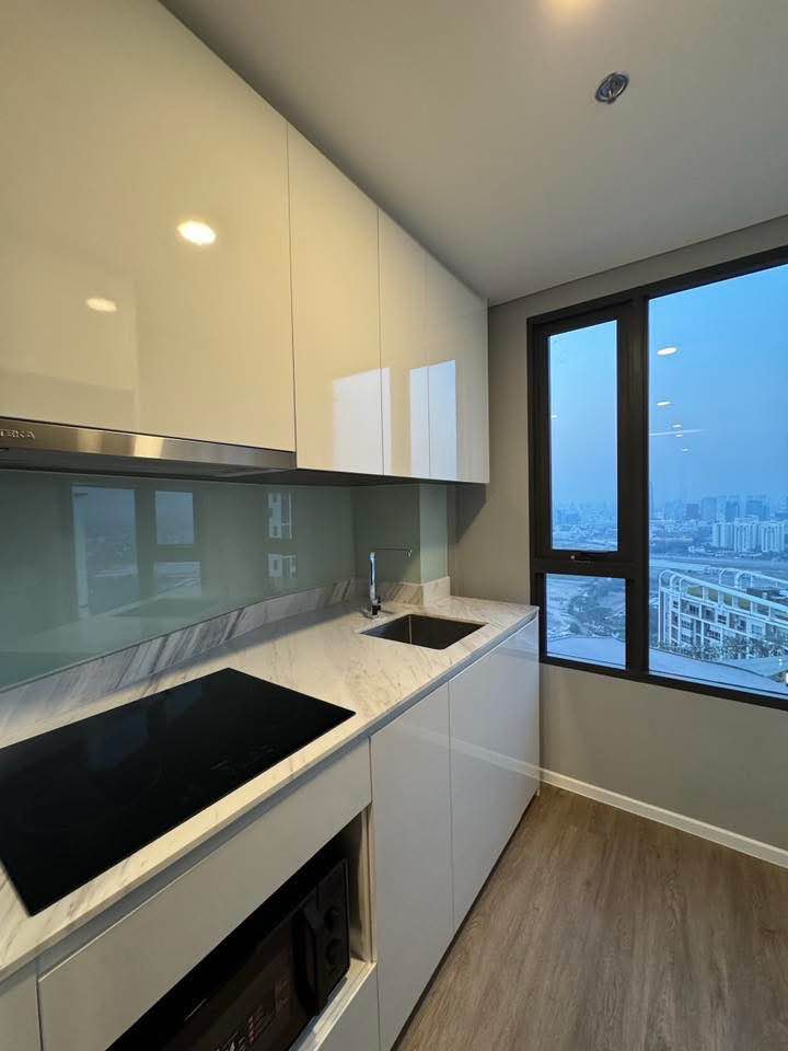 Duplex Three Bedroom Condo For Rent