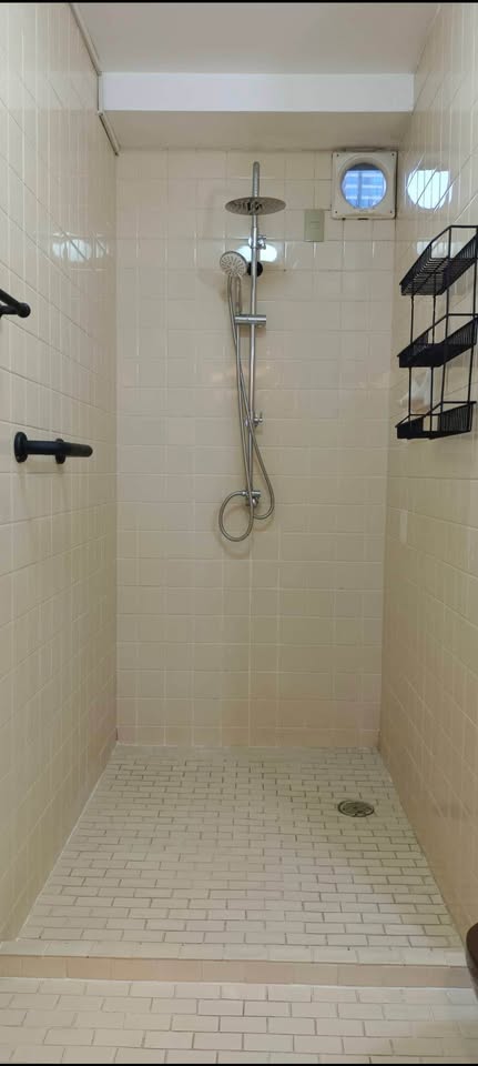 Three Bedroom Condo For Rent