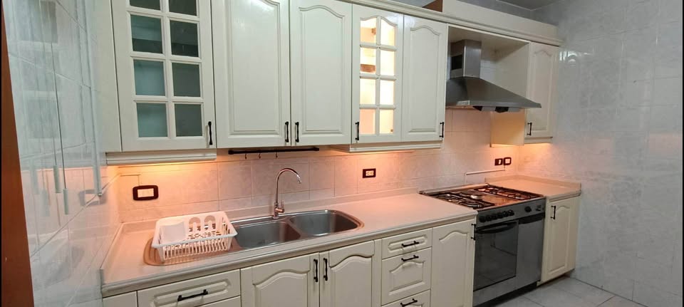 Three Bedroom Condo For Rent