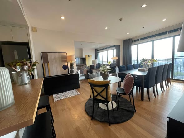 Two Bedroom Condo For Rent