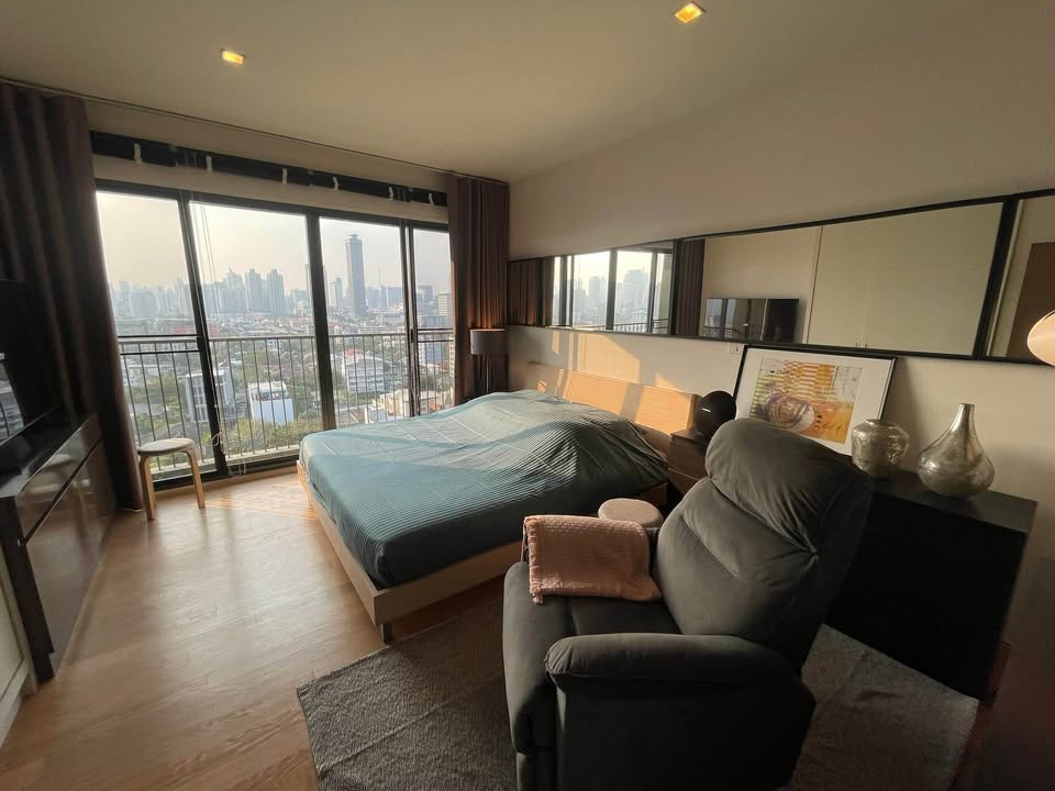Two Bedroom Condo For Rent