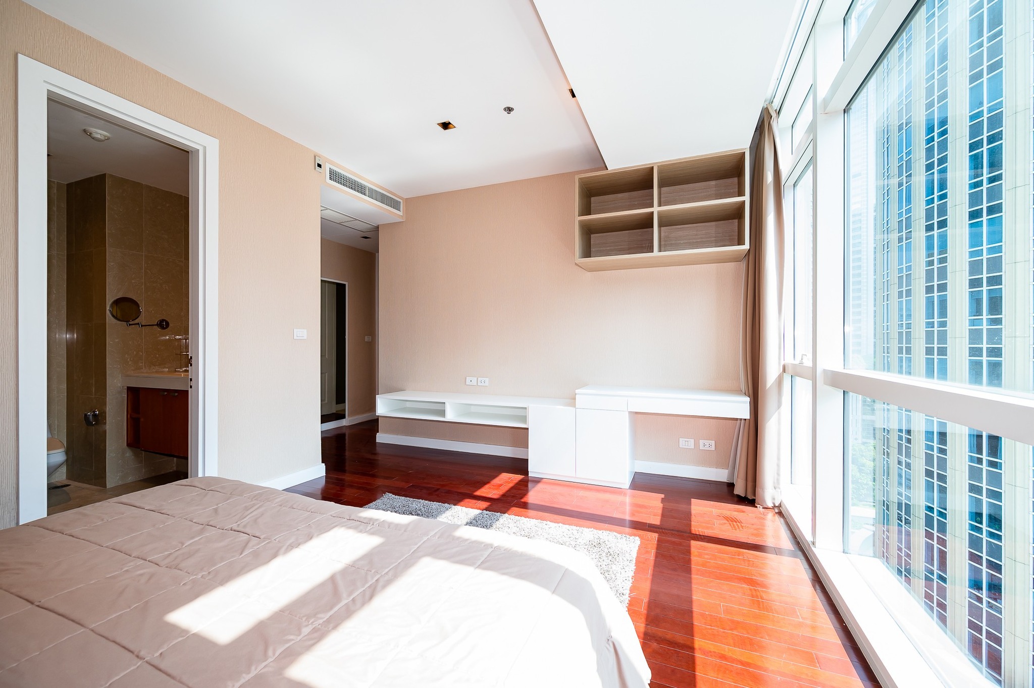 Two Bedroom Condo For Rent