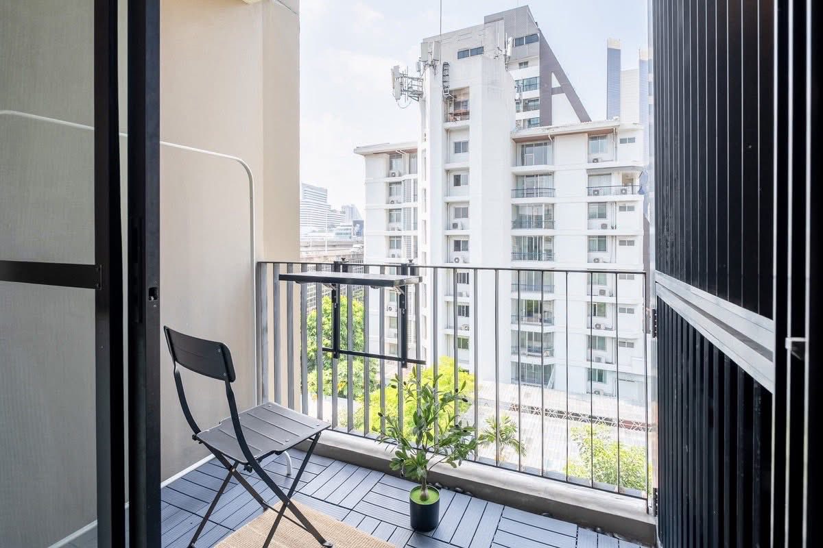 One Bedroom Condo For Rent