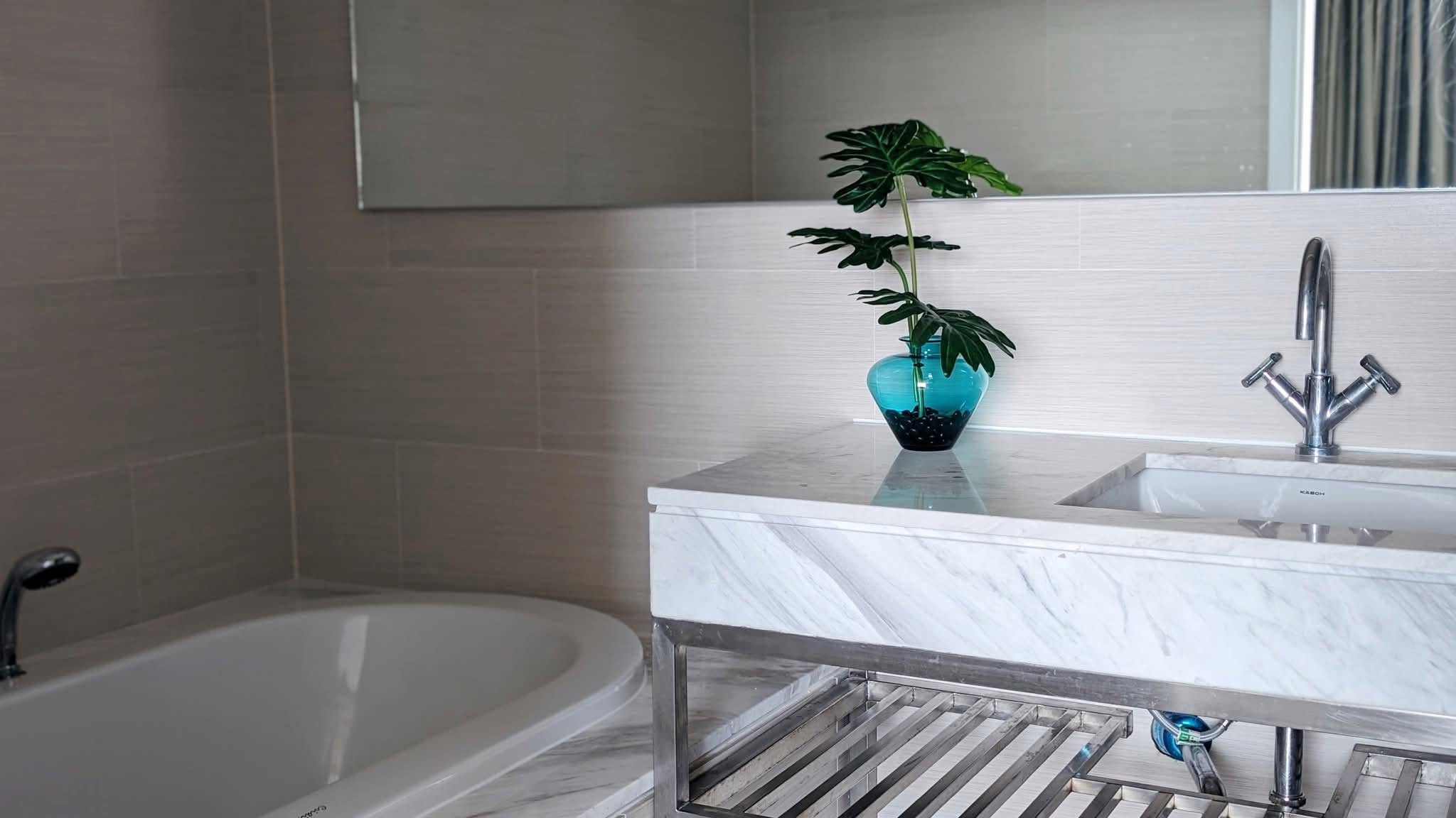 Three Bedroom Condo For Rent