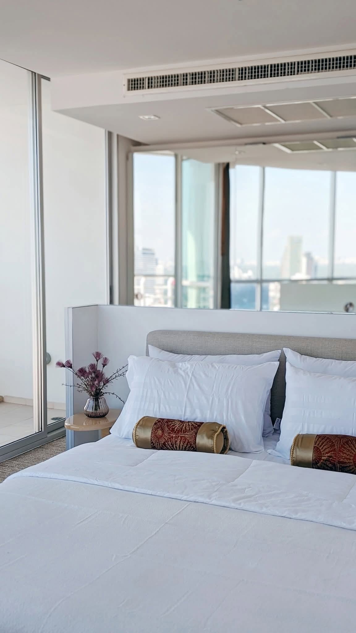 Three Bedroom Condo For Rent