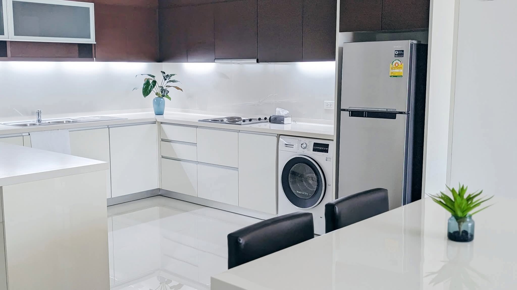 Three Bedroom Condo For Rent