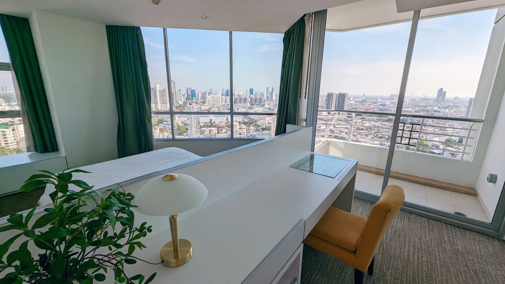 Three Bedroom Condo For Rent