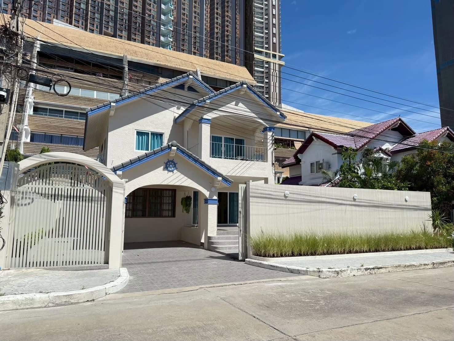 Pool Villa For Rent