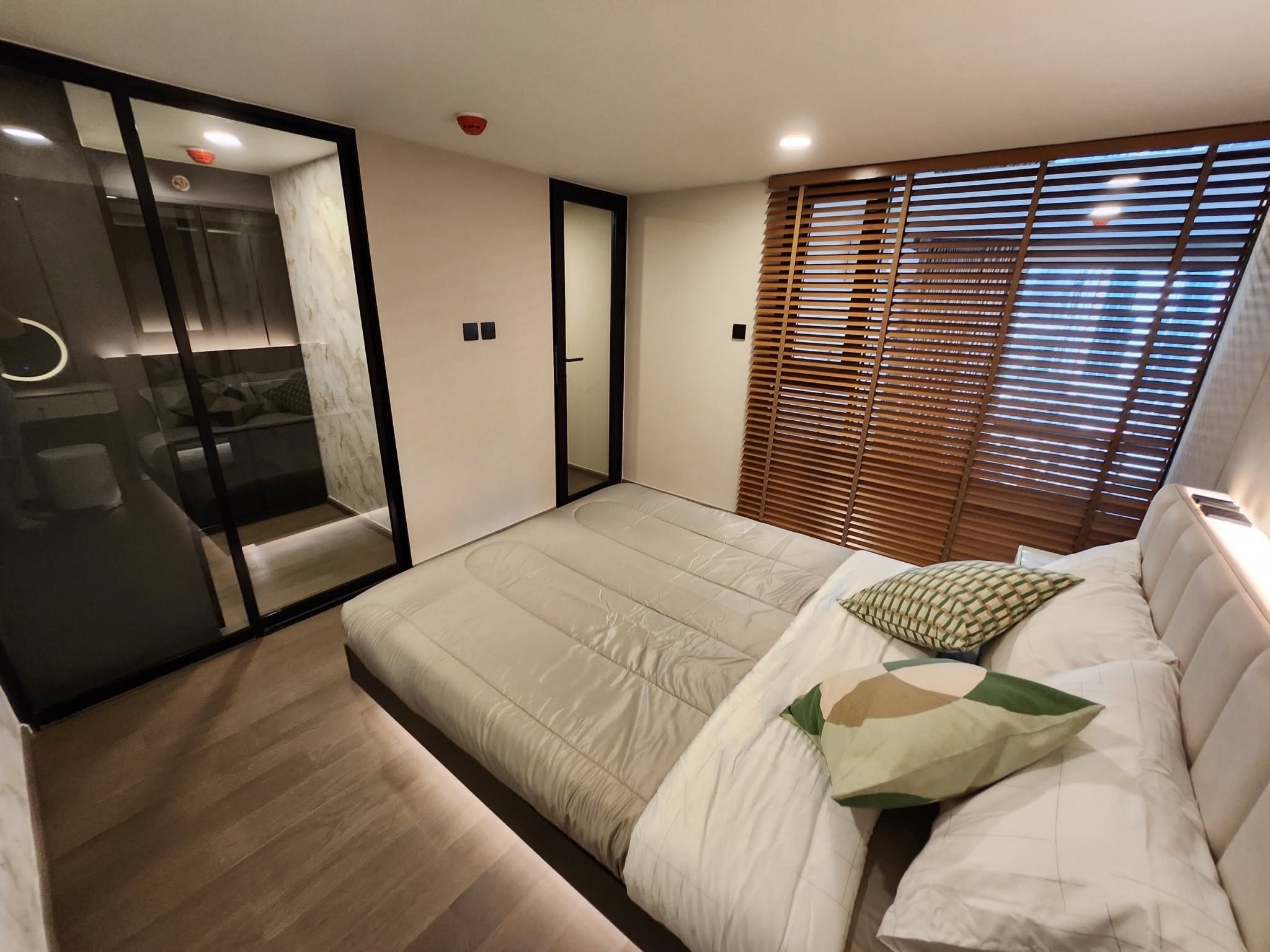Two Bedroom Condo For Rent