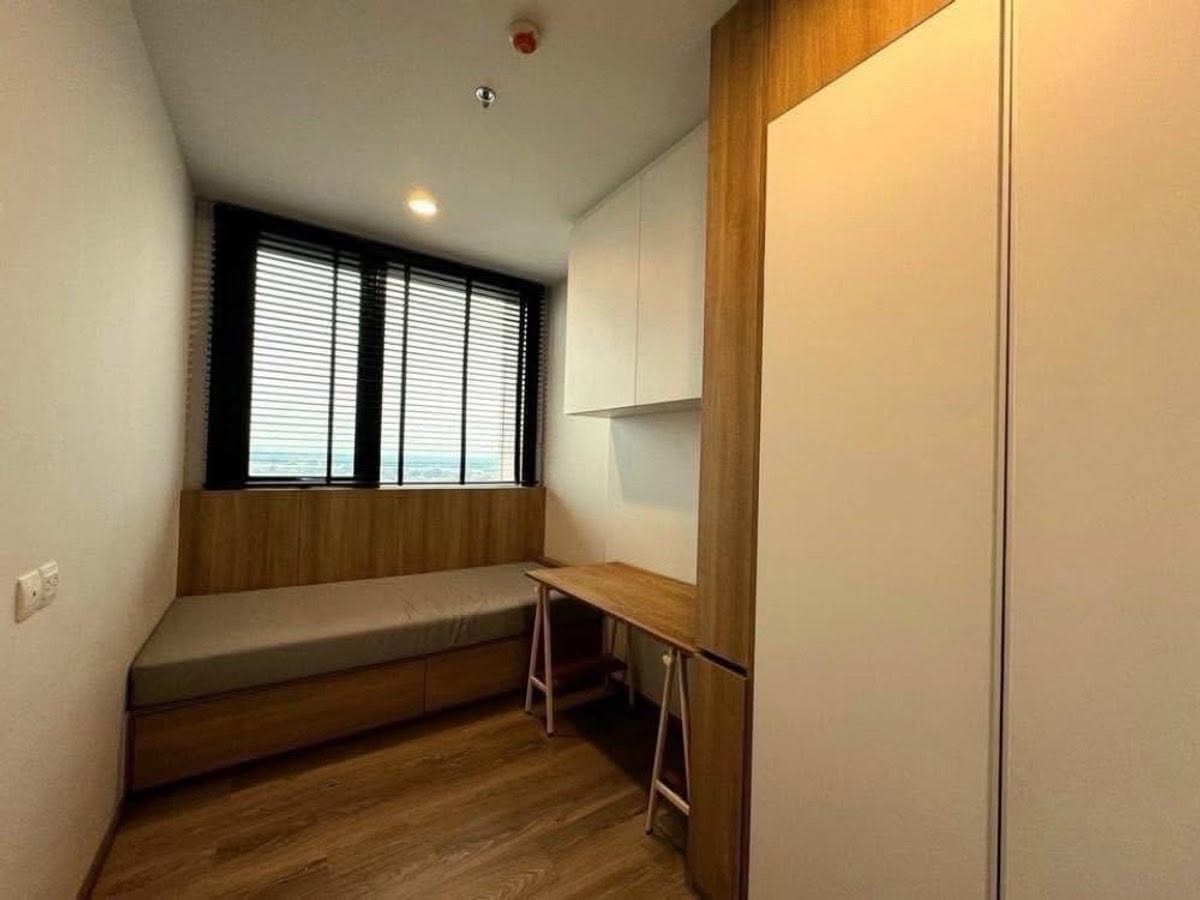Two Bedroom Condo For Rent