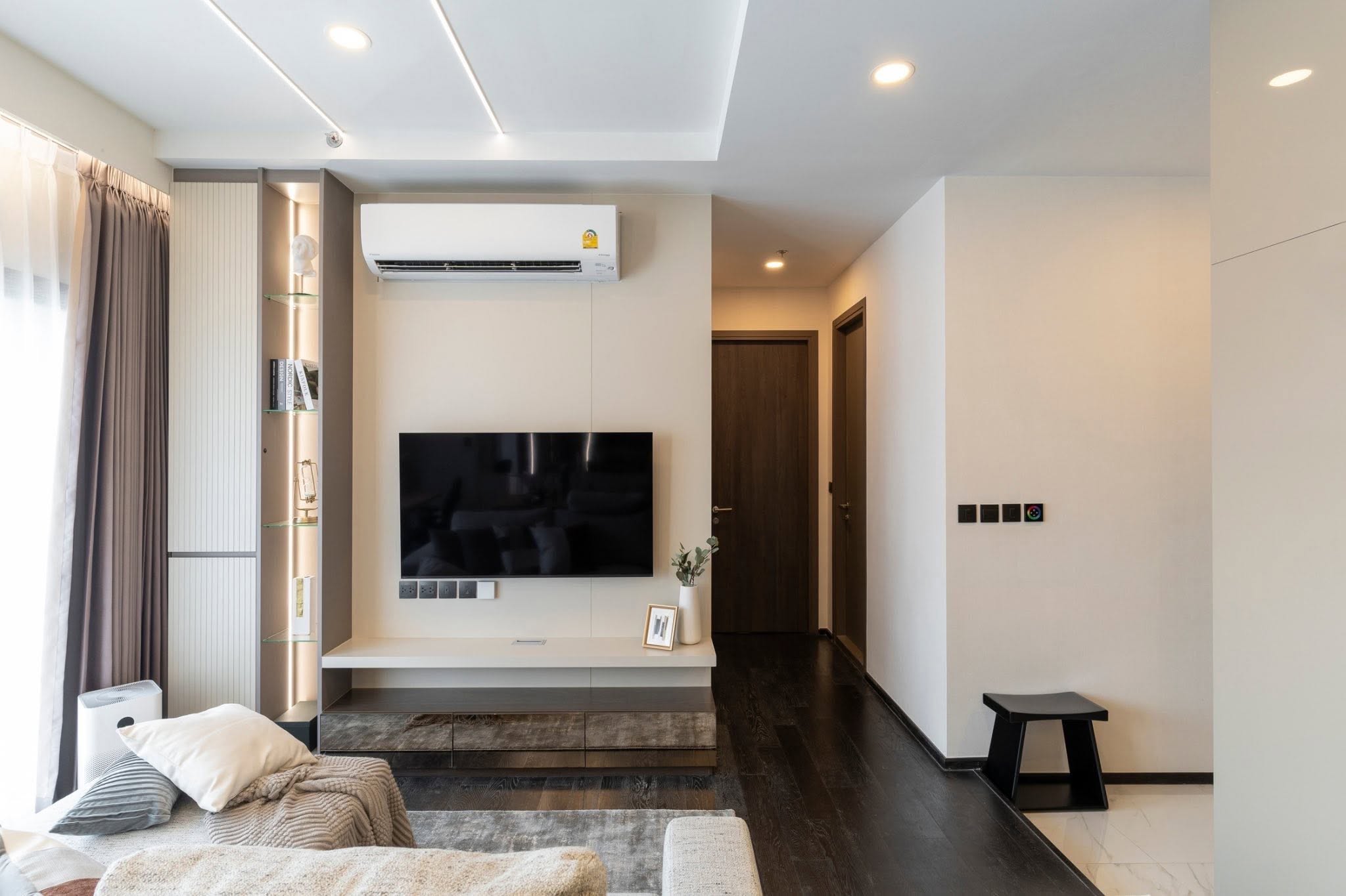 Two Bedroom Condo For Rent