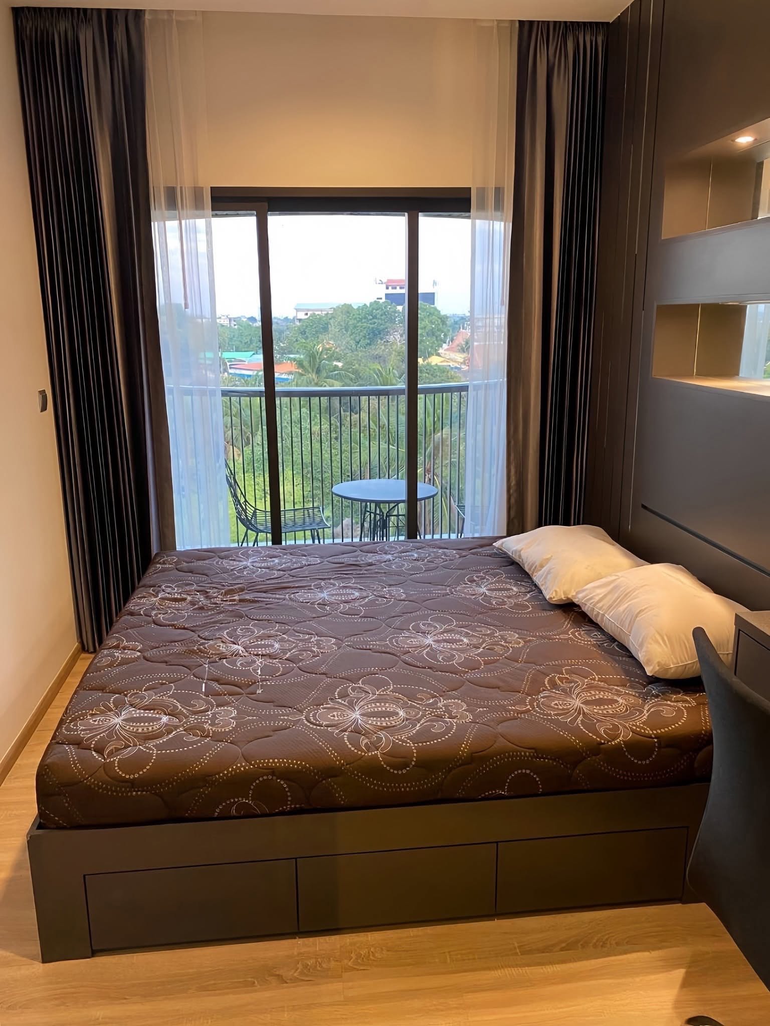 One Bedroom Condo For Rent