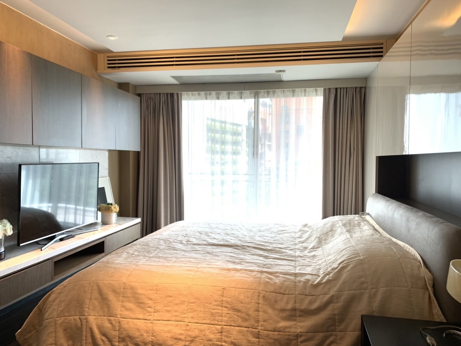 Duplex Three Bedroom Condo For Rent