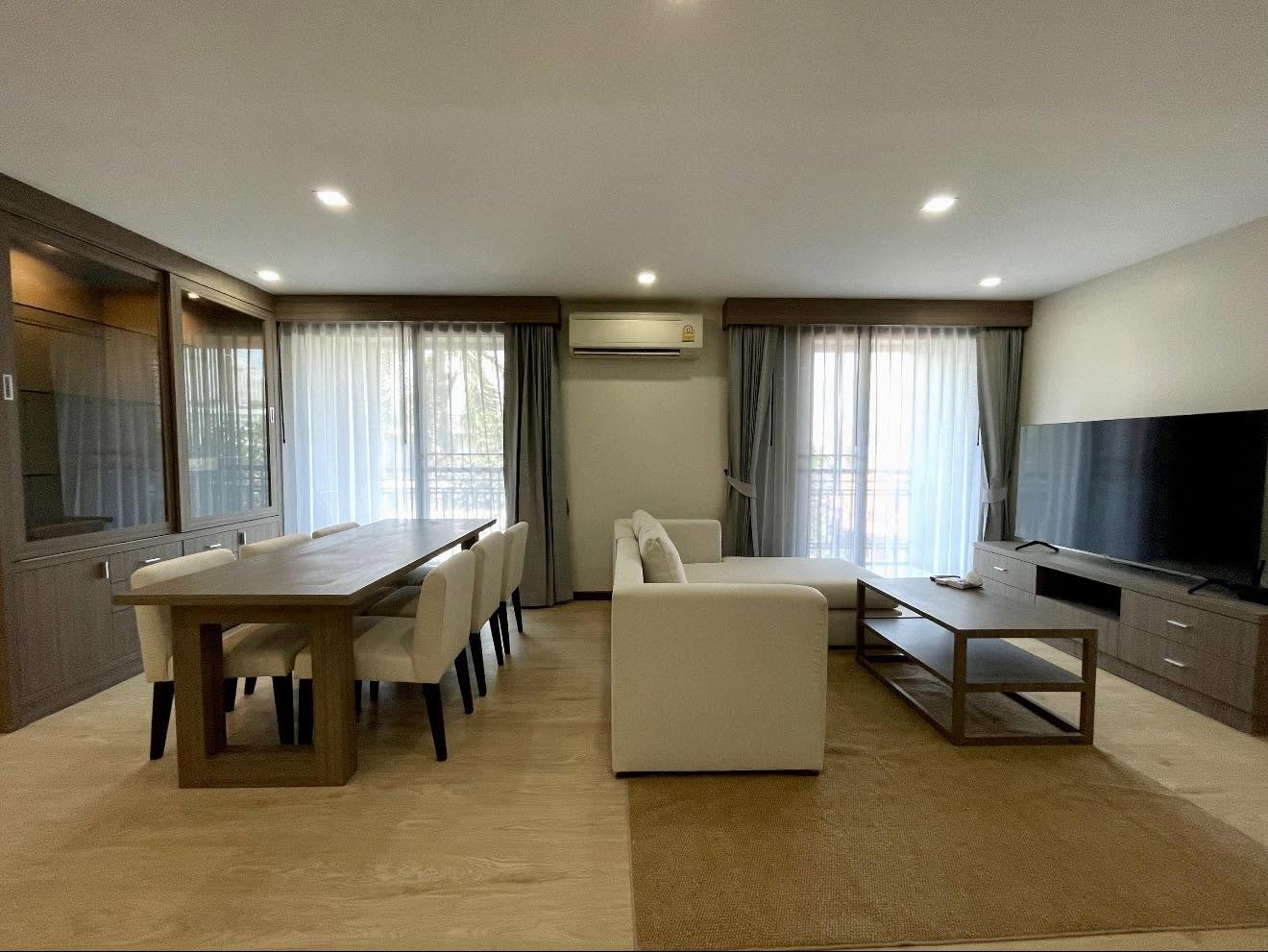 Three Bedroom Condo For Rent