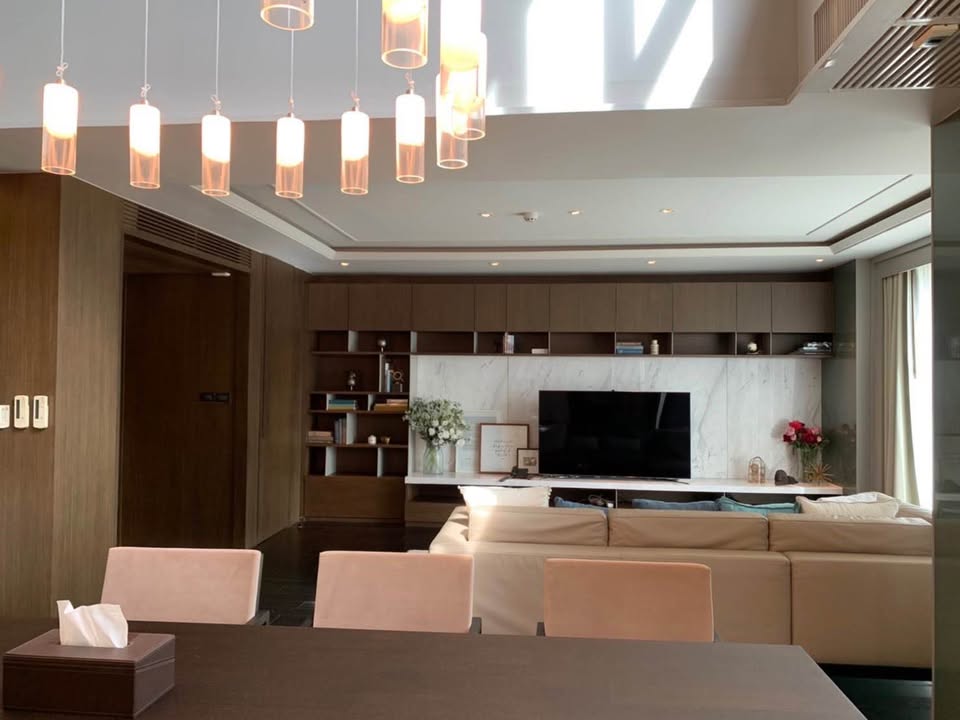 Three Bedroom Condo For Rent