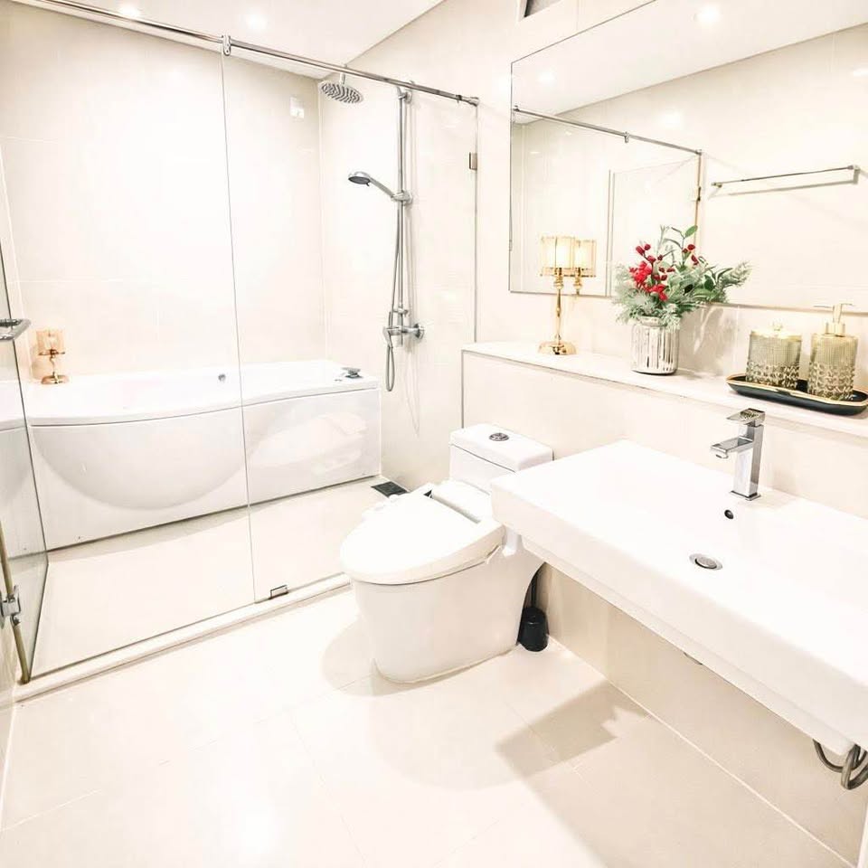 One Bedroom Condo For Rent