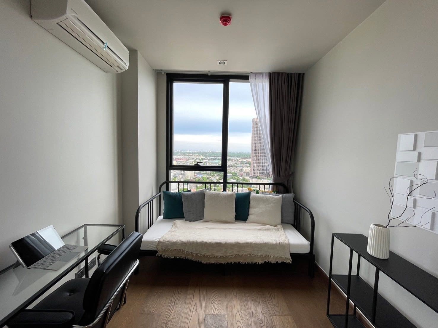 Two Bedroom Condo For Rent
