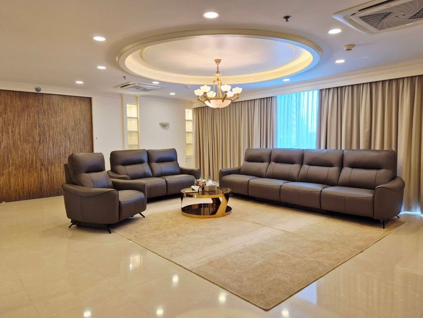 Three Bedroom Condo For Rent