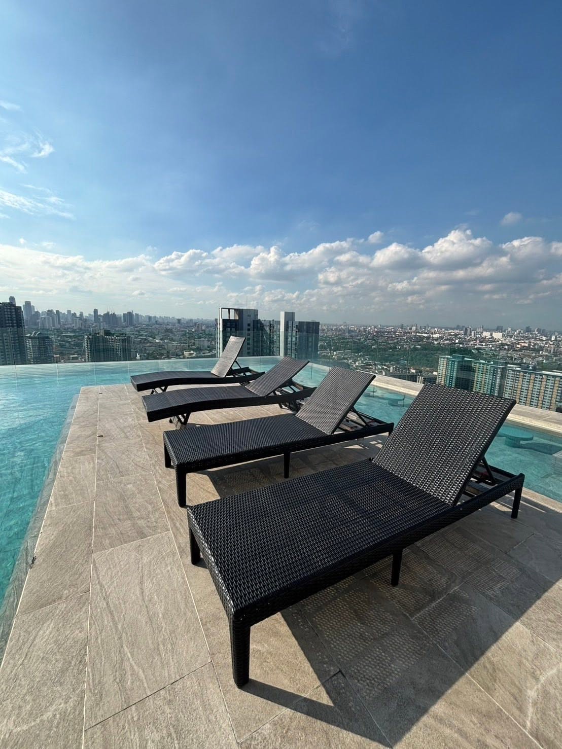 One Bedroom Condo For Rent
