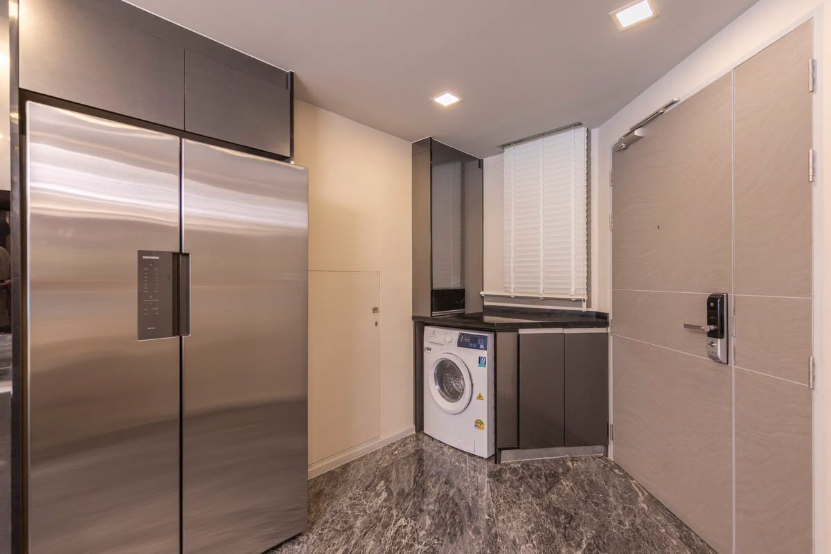 Three Bedroom Condo For Rent
