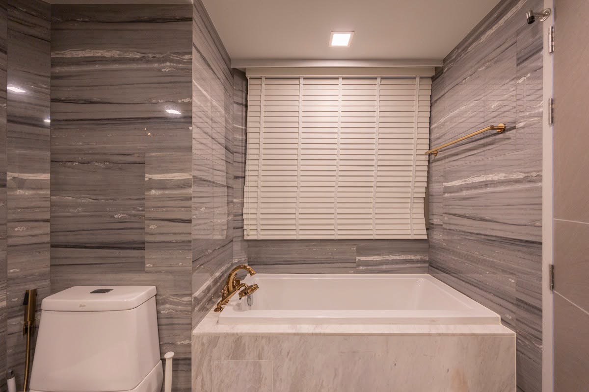 Three Bedroom Condo For Rent