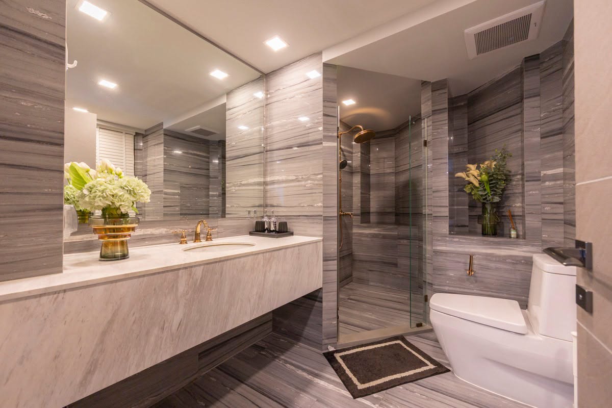 Three Bedroom Condo For Rent