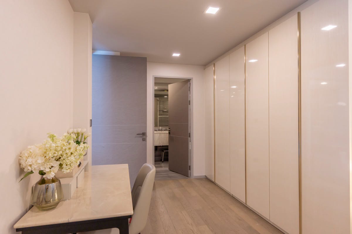 Three Bedroom Condo For Rent