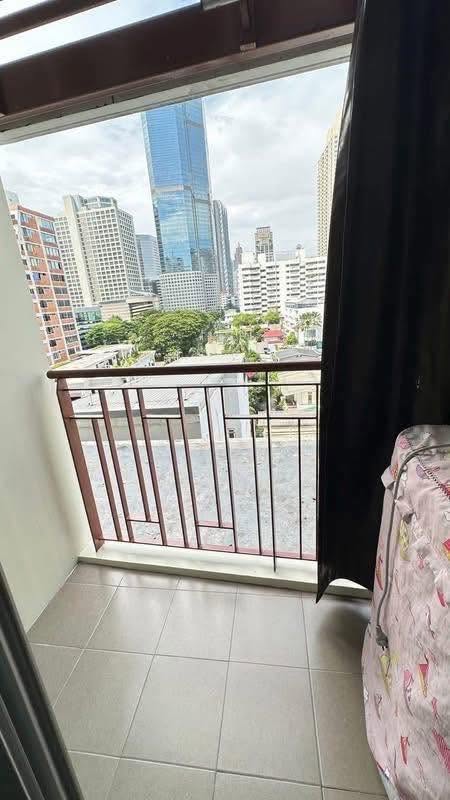 One Bedroom Condo For Rent