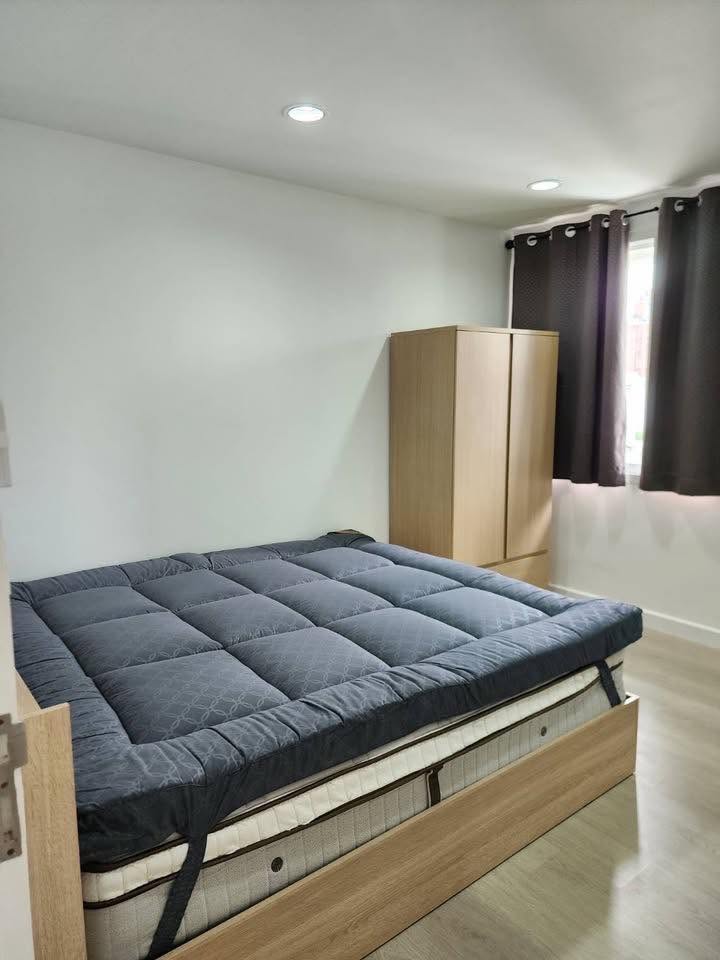 Two Bedroom Condo For Rent