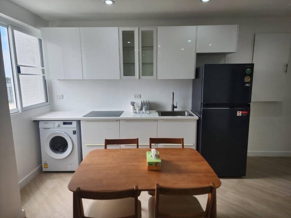 Two Bedroom Condo For Rent
