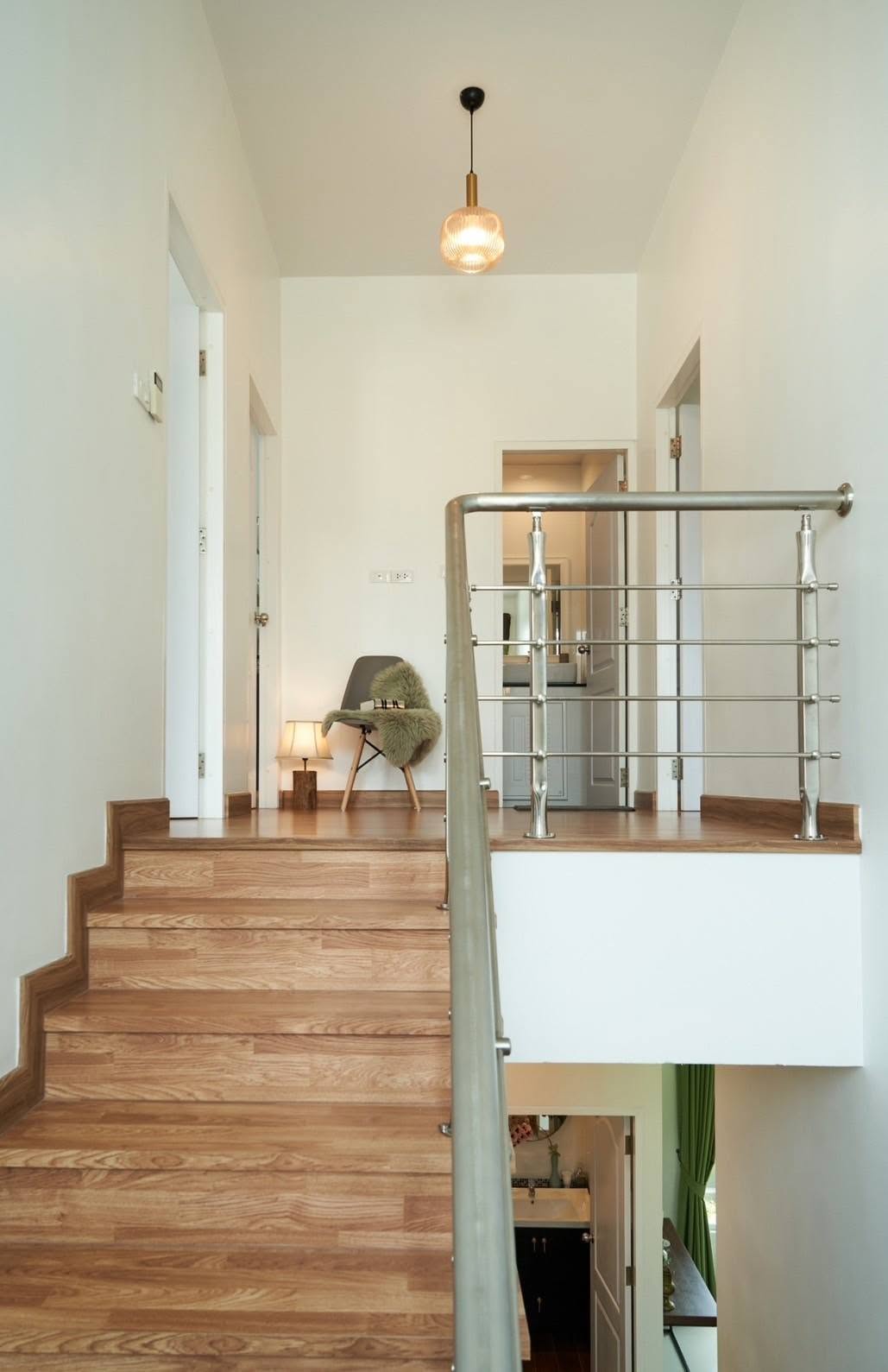 Detached House For Sale