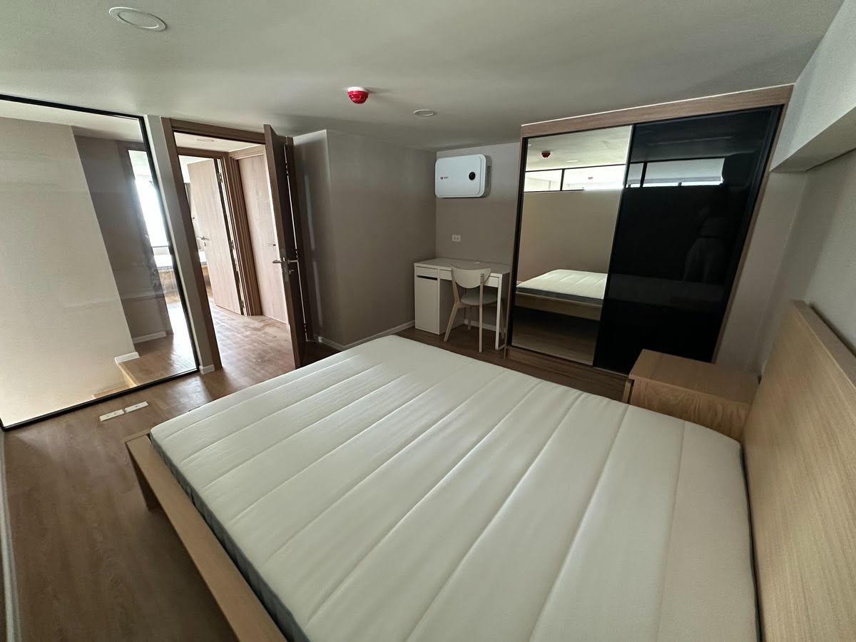 Three Bedroom Condo For Rent