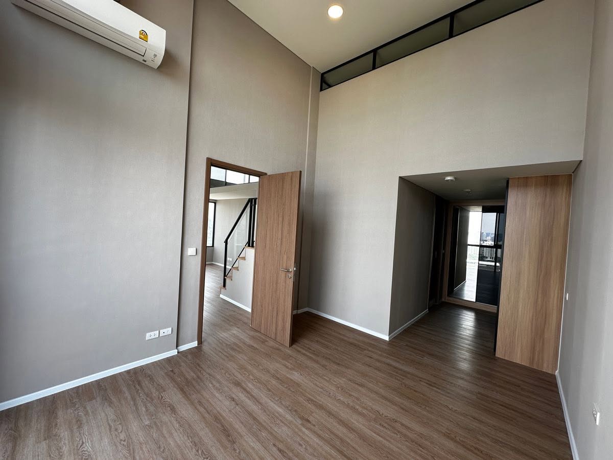 Three Bedroom Condo For Rent